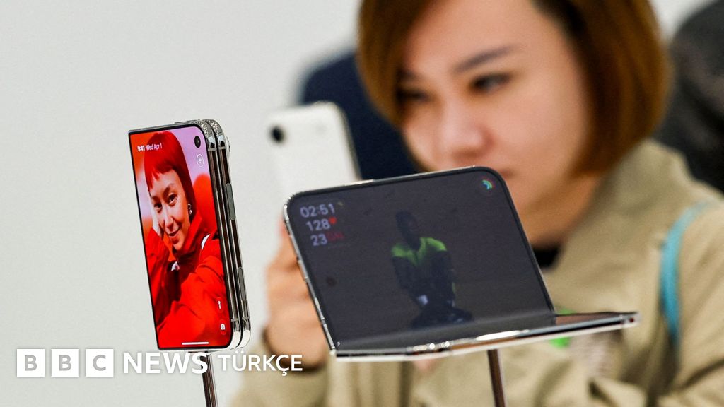 Apple’dan Tarihi Değişim: Katlanabilir iPhone Duo Tanıtıldı