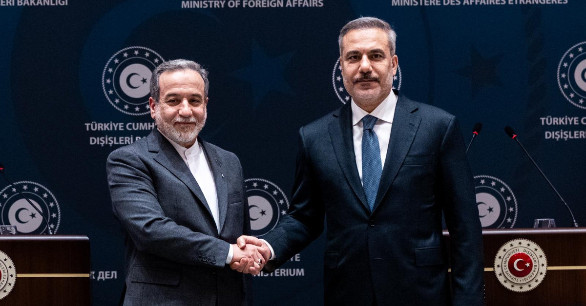 Bakan Fidan’dan İranlı mevkidaşı Arakçi ile kritik bölgesel görüşme
